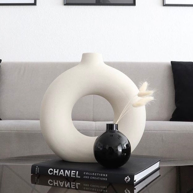 Nordic Donut Vase