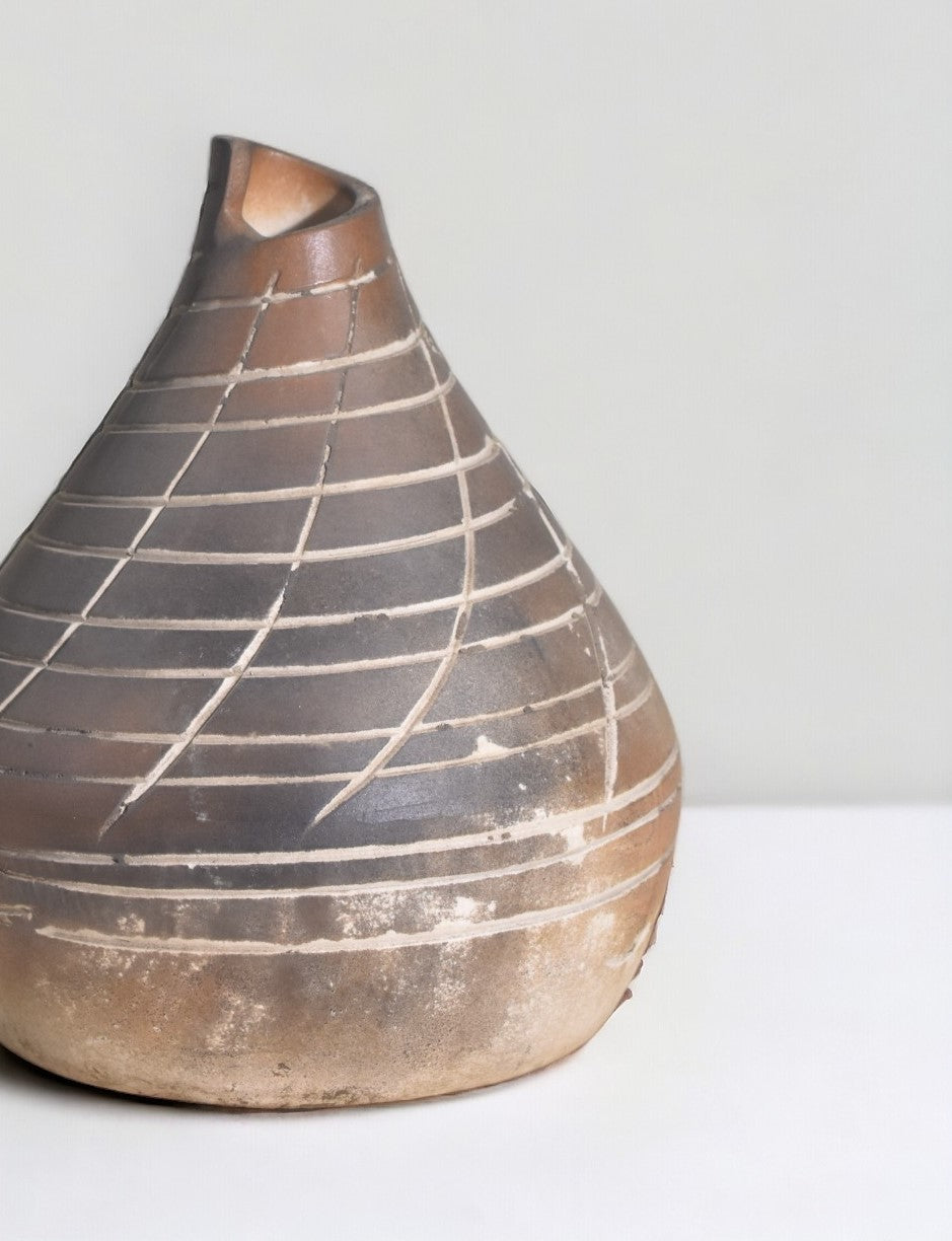 CEYA HOMES ABHIMAN VASE 10" x 8"