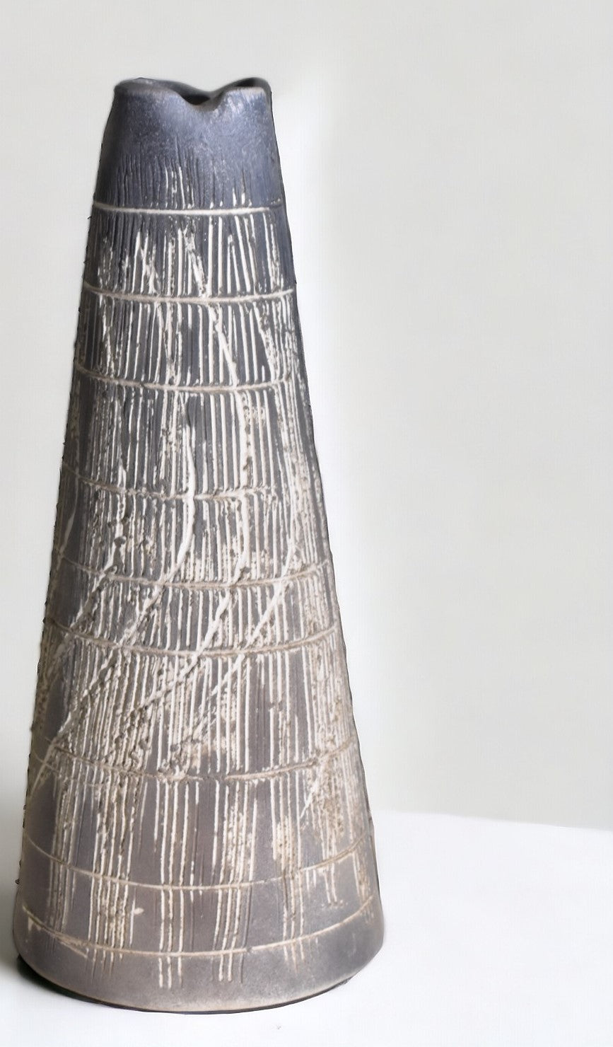 CEYA HOMES SUNYATA VASES 15" x 6"
