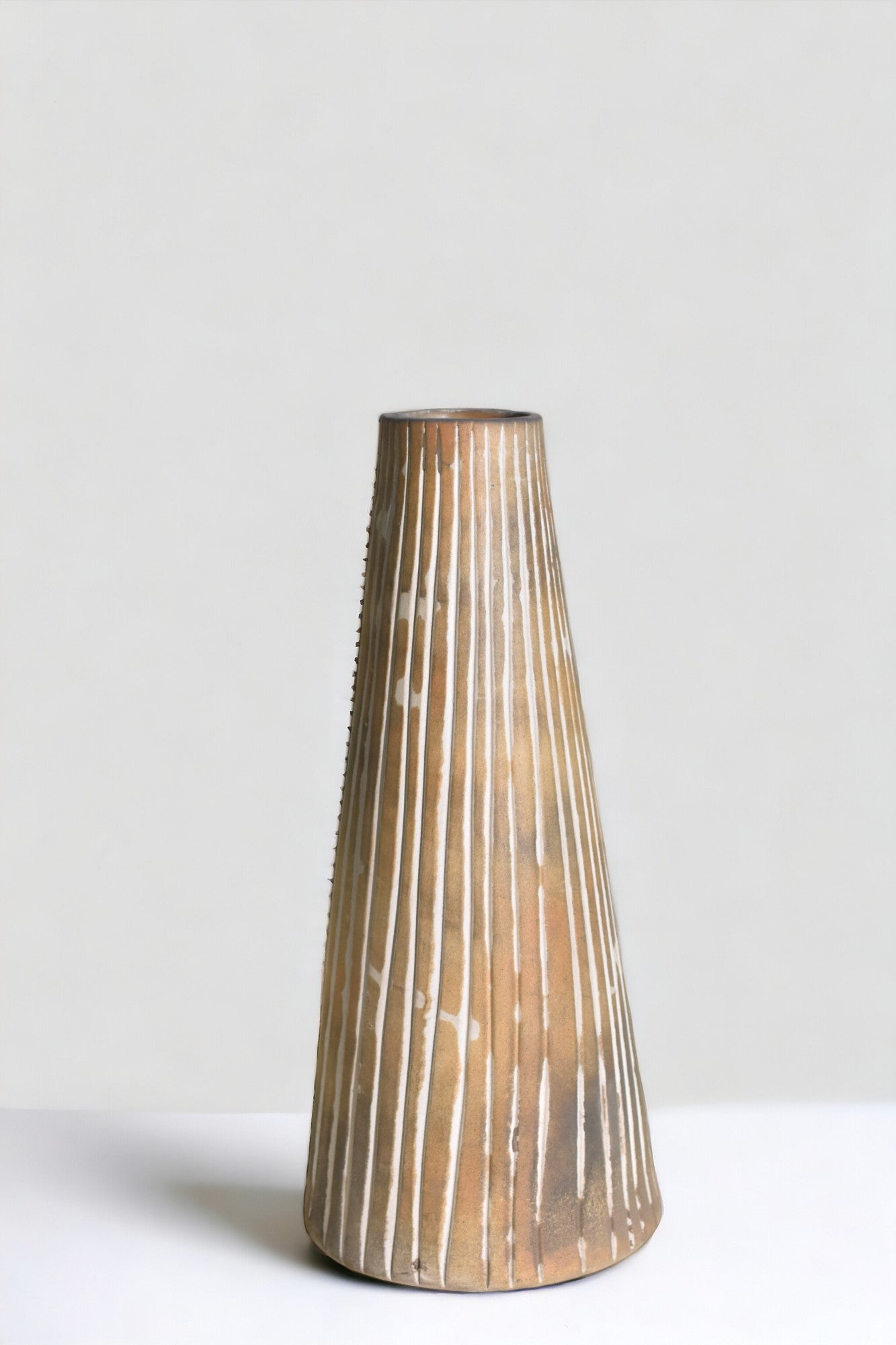 CEYA HOMES RANDHRA VASES 14.5" x 6"