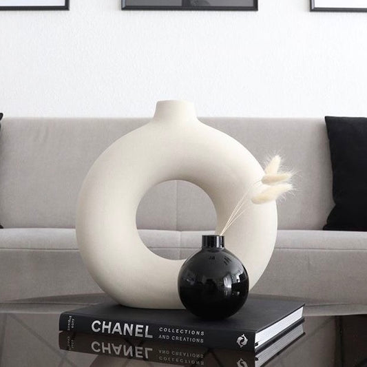 Nordic Donut Vase