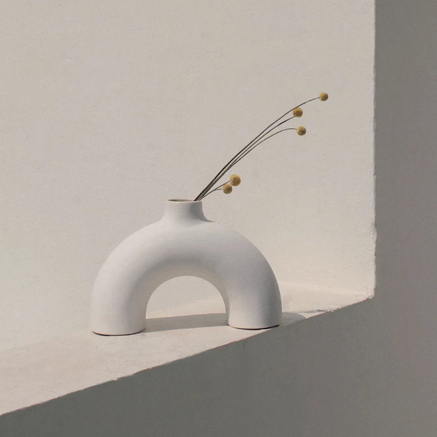 Nordic Half Donut Vase