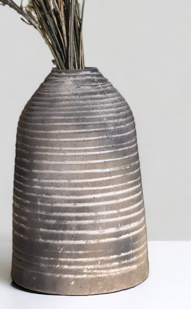 CEYA HOMES ABHIQYA VASES 9.5" x 5"